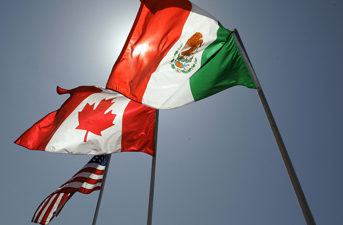 Trump impone aranceles a Canadá, México y China