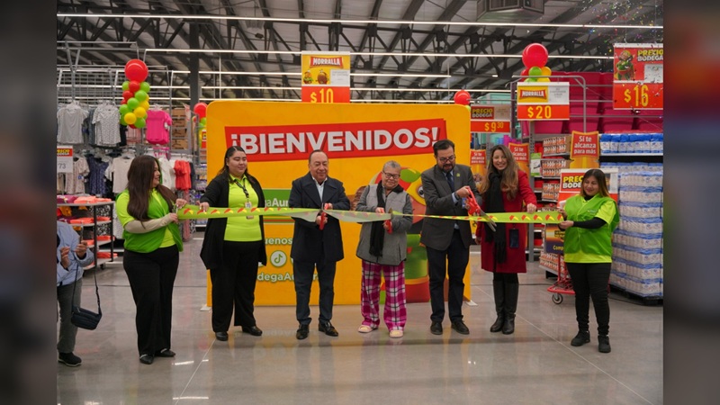 Bodega Aurrera periférico abre sus puertas en NLD