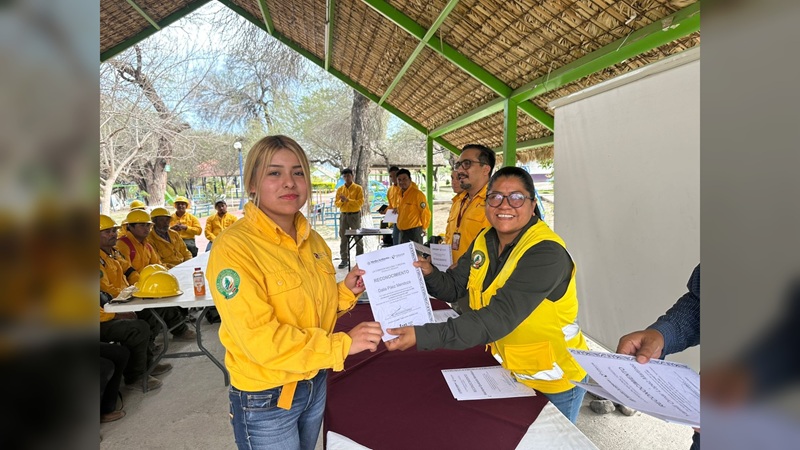 Capacitan a brigadistas rurales para la temporada de incendios forestales 2025