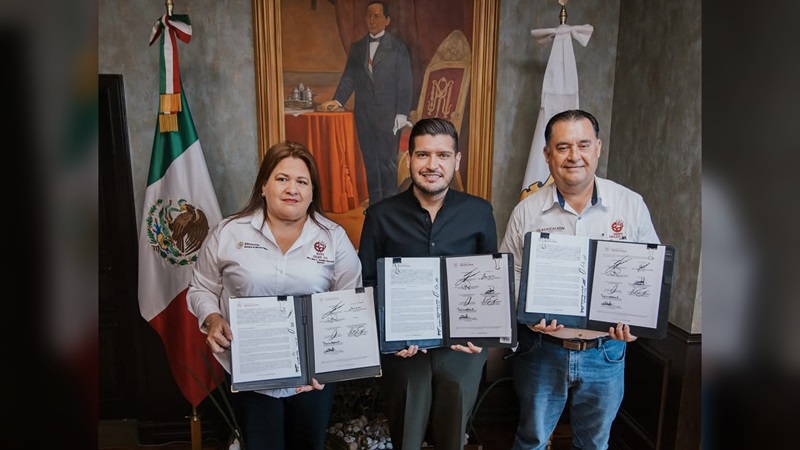 Firman convenio CECATI 105 y 177 con el Ayuntamiento de Matamoros