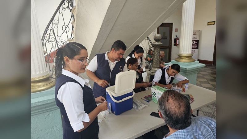 Instalan módulo de vacunación en la Presidencia Municipal de Victoria