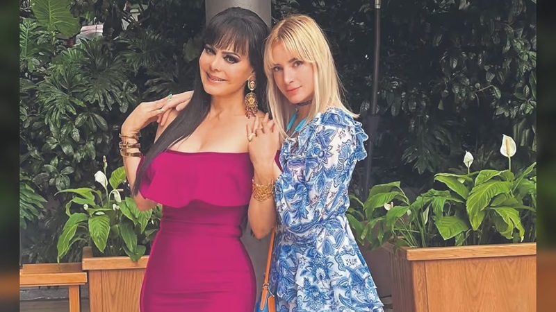 Maribel Guardia reacciona al amparo de Imelda Tuñón