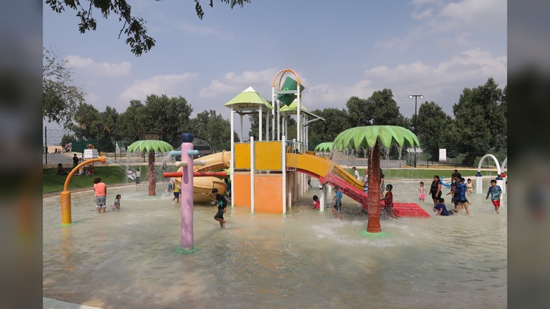 Activa Gobierno de NLD albercas, pies mojados y parque acuáticos