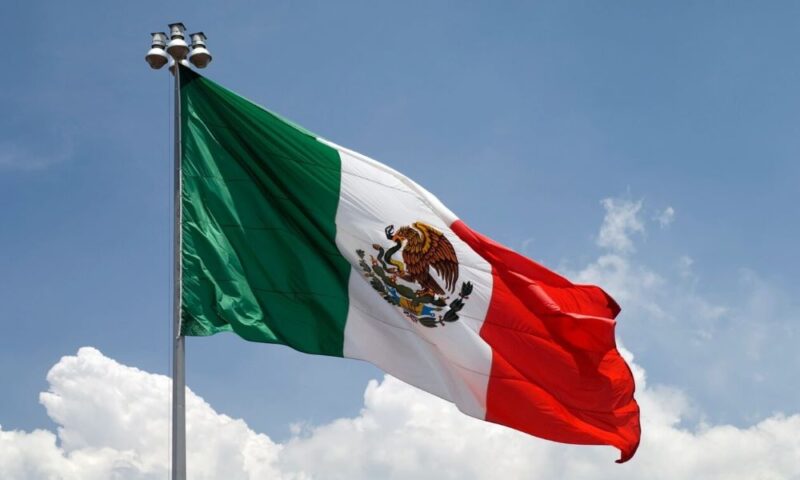 Fitch ratifica calificación de México en ‘BBB-’, con perspectiva estable;