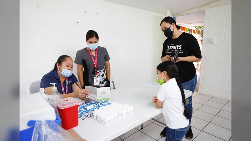 Invita NLD a campaña médica gratuita para niñas y niños en Clínicas UNE