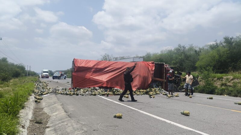 Alerta: circulación obstruida en la Carretera Victoria-Monterrey