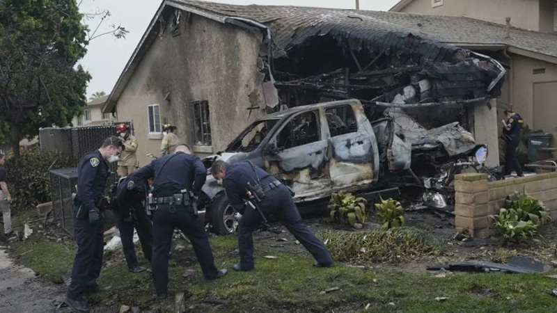 Avioneta se desploma en vecindario de San Diego