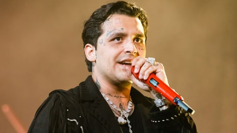 Christian Nodal podría dejar de cantar si pierde juicio