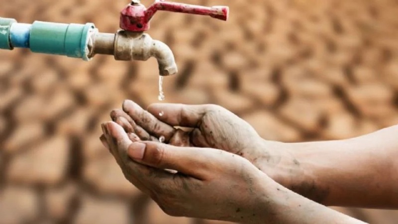 Lalo Gattás llama a la oración ante crisis de agua
