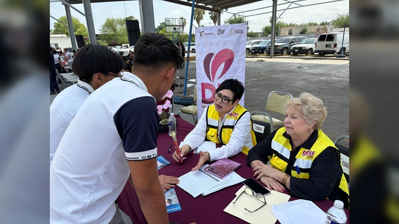 DIF NLD lleva pláticas preventivas a jóvenes de secundaria