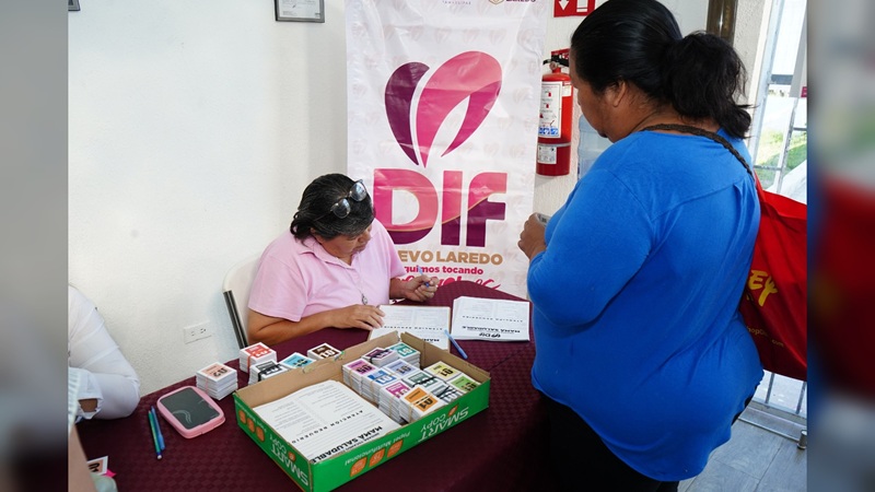 DIF NLD realiza Brigada “Tocando Corazones: Mamá Saludable”