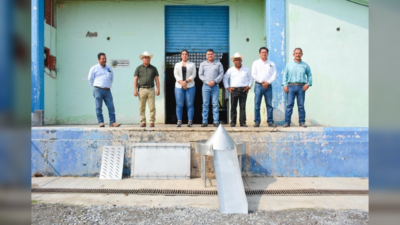 Entrega Gobierno del Estado equipo al rastro municipal de Soto la Marina