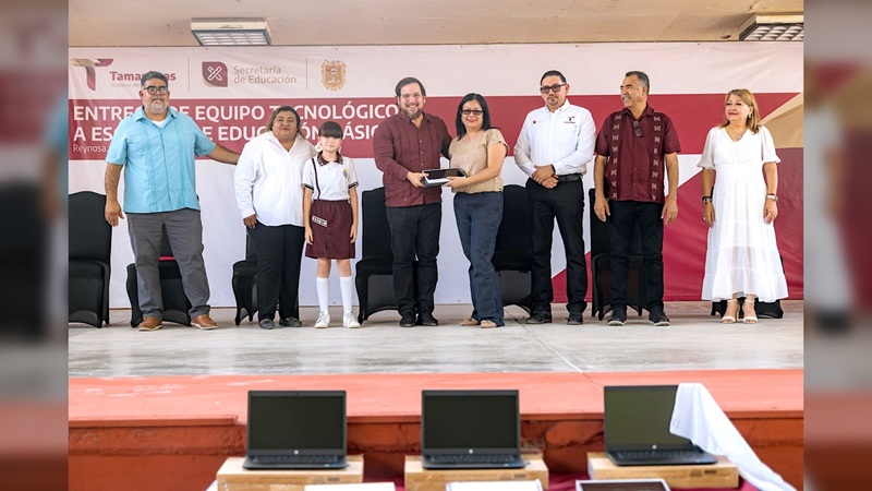 Entrega SET equipo tecnológico a primarias y telesecundarias en Reynosa