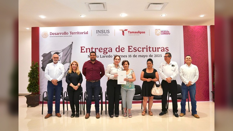 Entregan en NLD escrituras