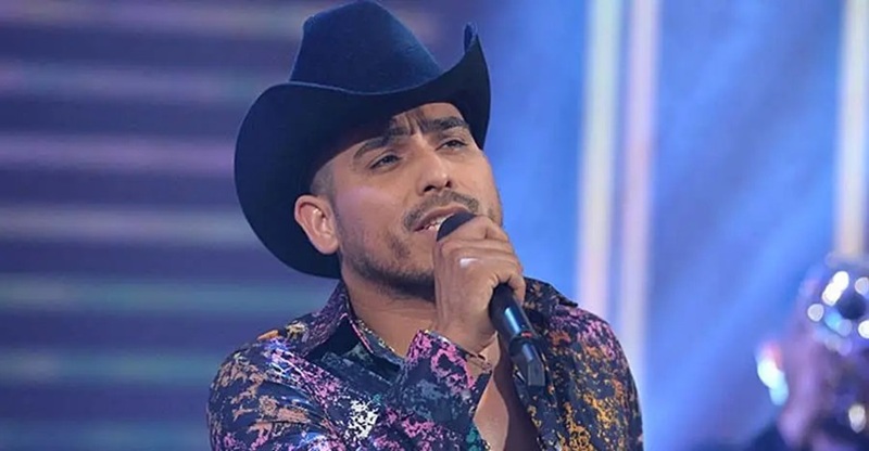 “No podrá cantar en EUA”: Niegan visa a Espinoza Paz