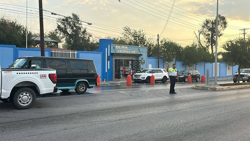 Garantiza tránsito y vialidad cruce seguro de estudiantes en primarias de NLD