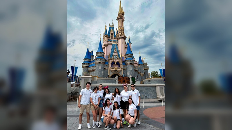 La ‘UAT’: “única universidad pública del país en convenio con Disney”