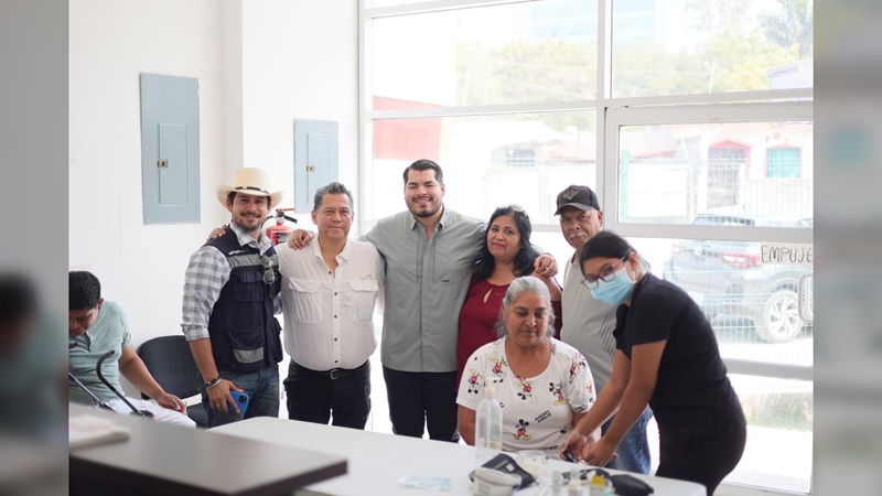 Llevan SEBIEN y Rotarios jornada médica a Unidad de Bienestar