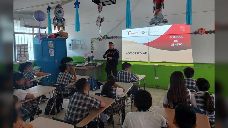 Mantiene Guardia Estatal de Género proximidad con estudiantes