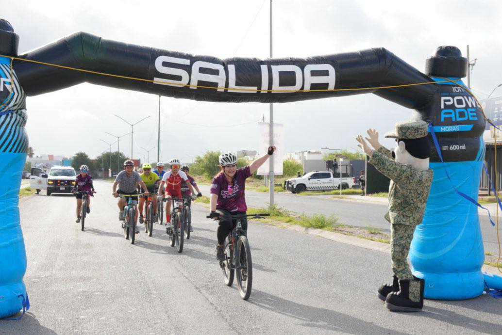 ¡Exitosa rodada ciclista por aniversario en Nuevo Laredo!