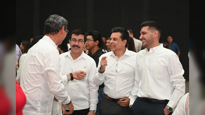Asiste Lalo Gattás a ciclo de conferencias de la ASF