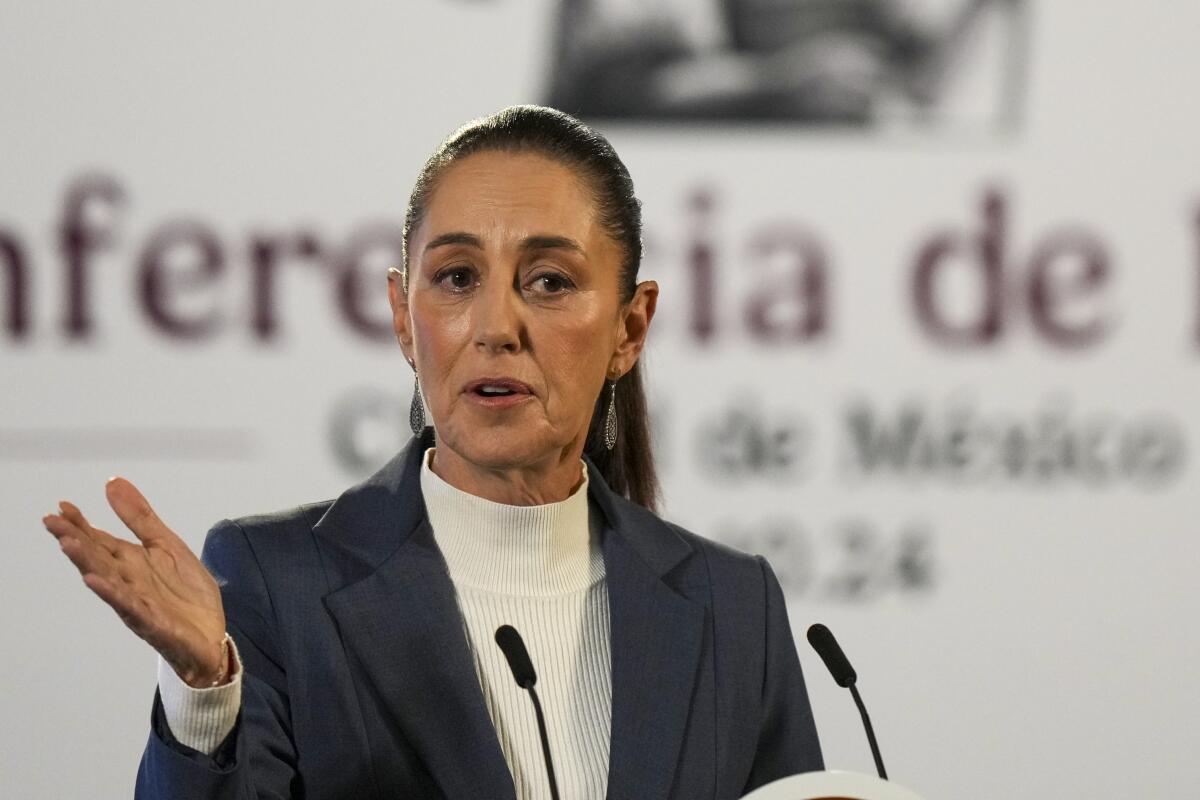 Indaga FGR colusión de funcionarios en huachicol: Claudia