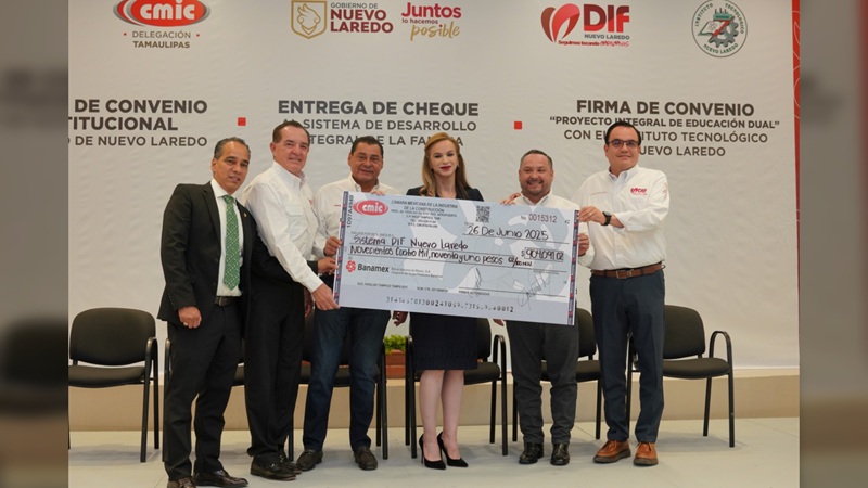 Entrega CMIC más de 900 mil pesos de apoyo al DIF NLD