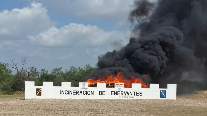Incinera FGR más de una tonelada y media de drogas en Reynosa