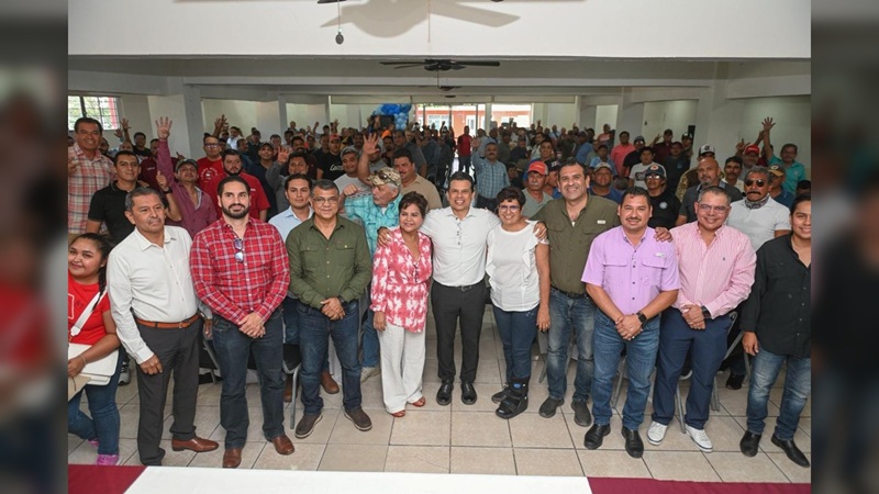 “Trabajadores del Municipio son la fuerza de su familia y de Victoria”: Lalo Gattás