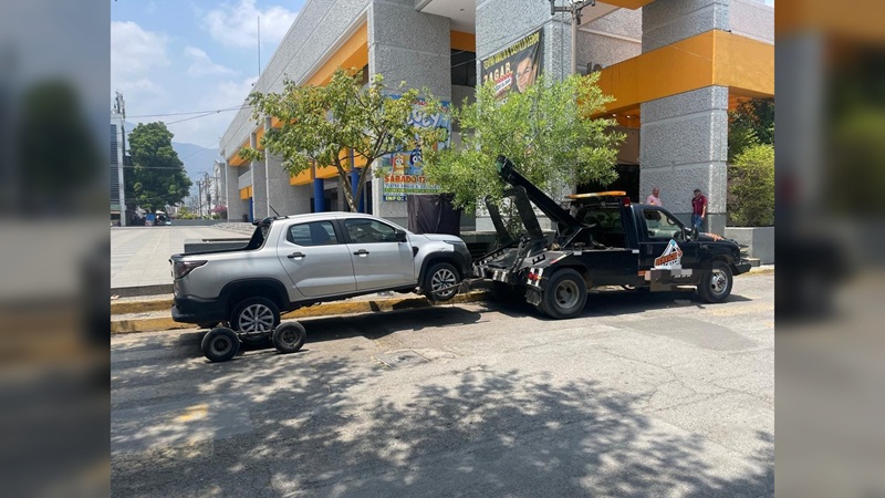 Llama Tránsito Municipal a evitar estacionarse en sitios prohibidos en Cd. Victoria