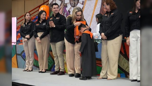 Celebra Familia UAT graduación de niñas y niños de los CENDI y CDIN