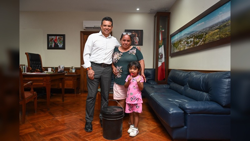 Cumple alcalde Lalo Gattás compromisos con la ciudadanía