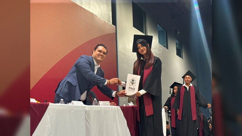 “Jóvenes graduados, tienen un amigo y cuentan con todo el apoyo del poder legislativo”: HP