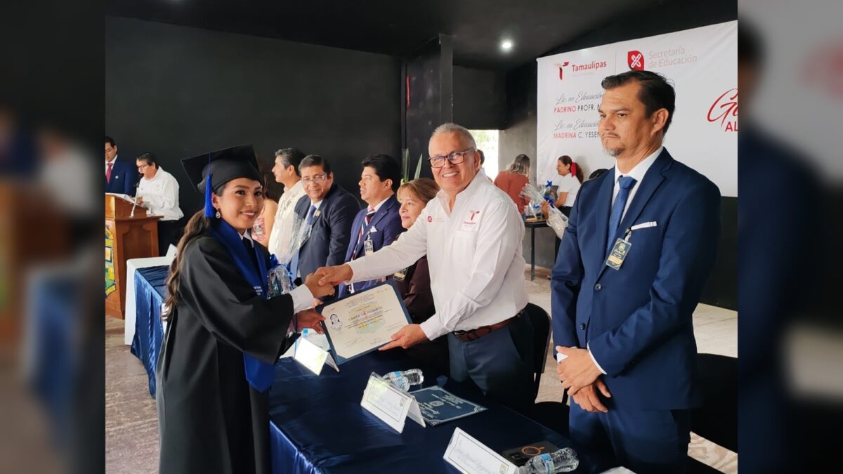 Refuerza Normal de Jaumave la formación de nuevos docentes en Tamaulipas